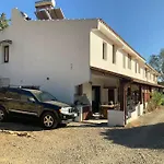 Roby's Nest Villa *