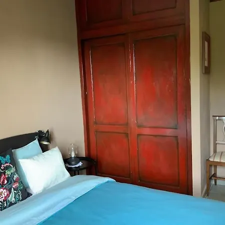 Roby's Nest Maracalagonis